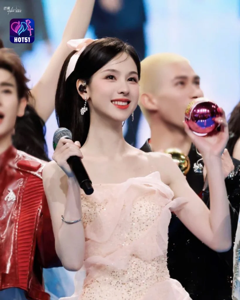 Beautiful Chen Duling Photos on HOT51 Platform
