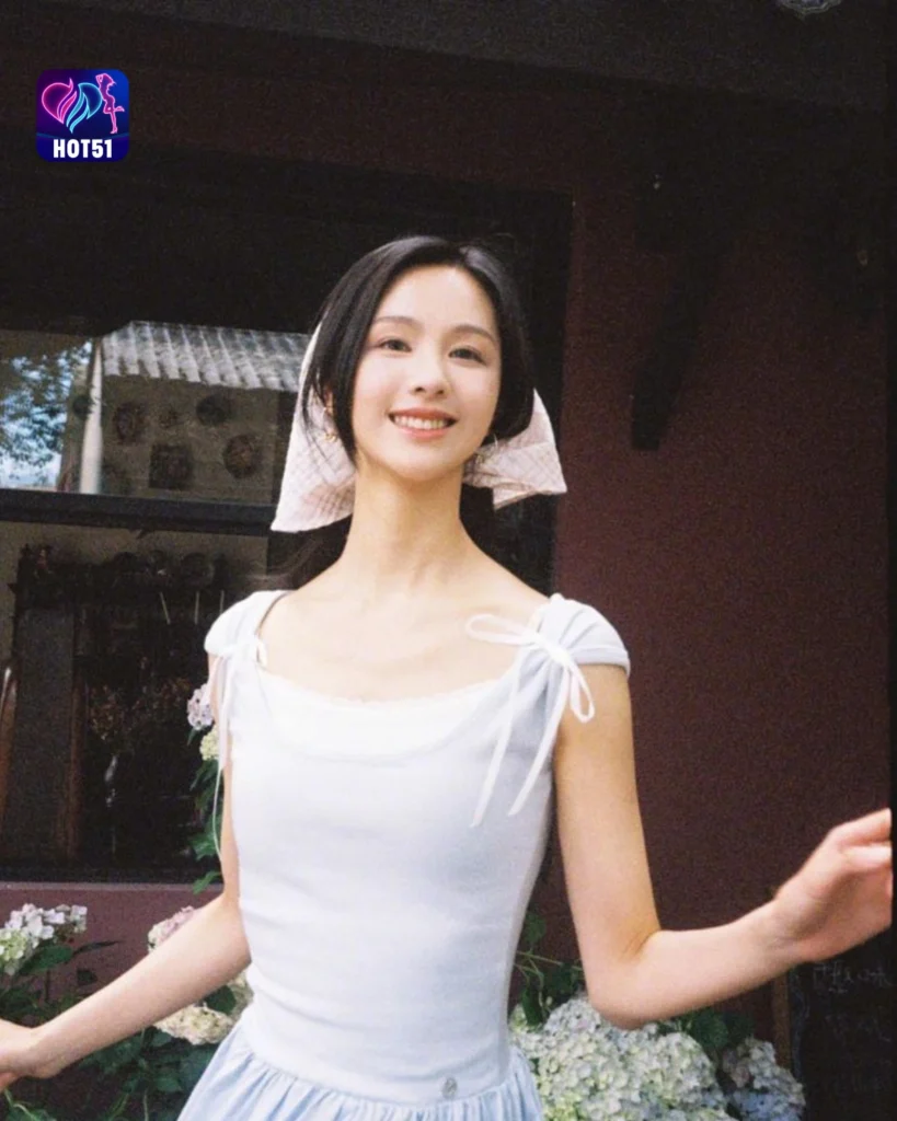 Beautiful Chen Duling Photos on HOT51 Platform 