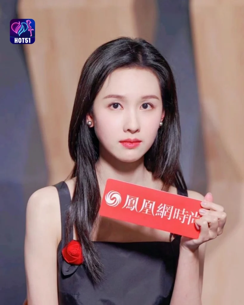  Beautiful Chen Duling Photos on HOT51 Platform