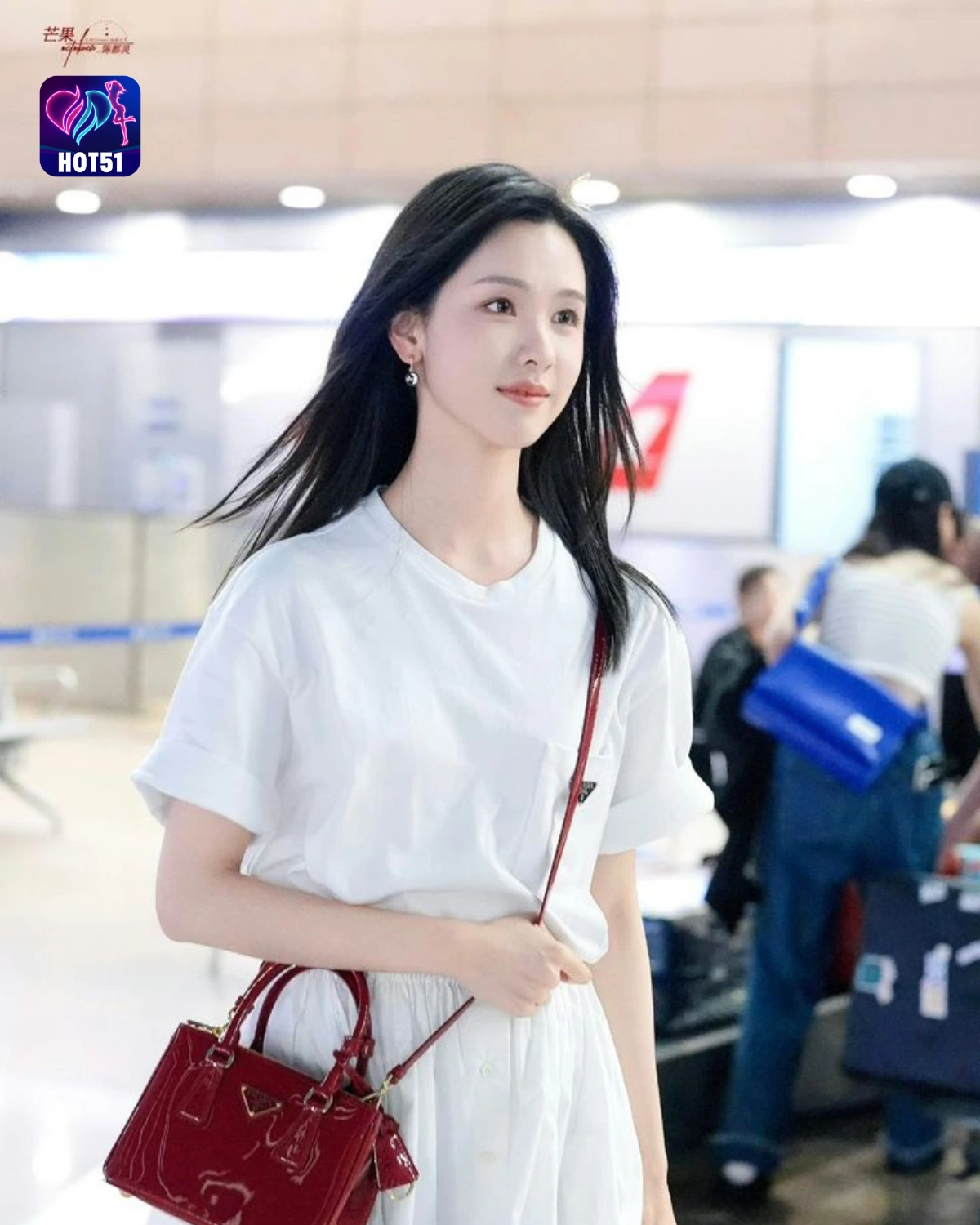 You are currently viewing Beautiful Stunning Chen Duling Photos on HOT51 Platform