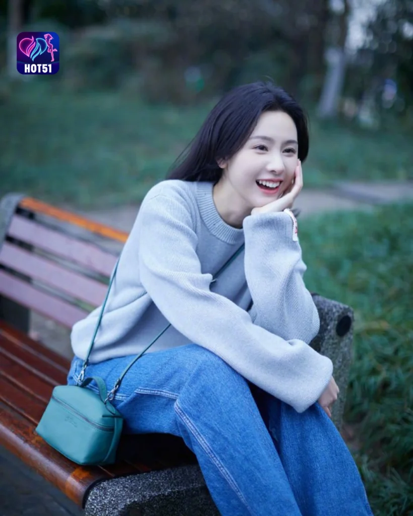 Beautiful Chen Duling Photos on HOT51 Platform