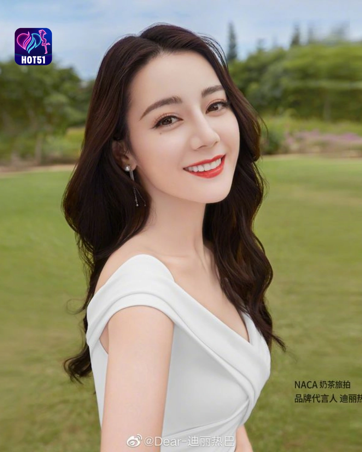 You are currently viewing Beautiful Stunning Dilraba Dilmurat Photos on HOT51 Platform