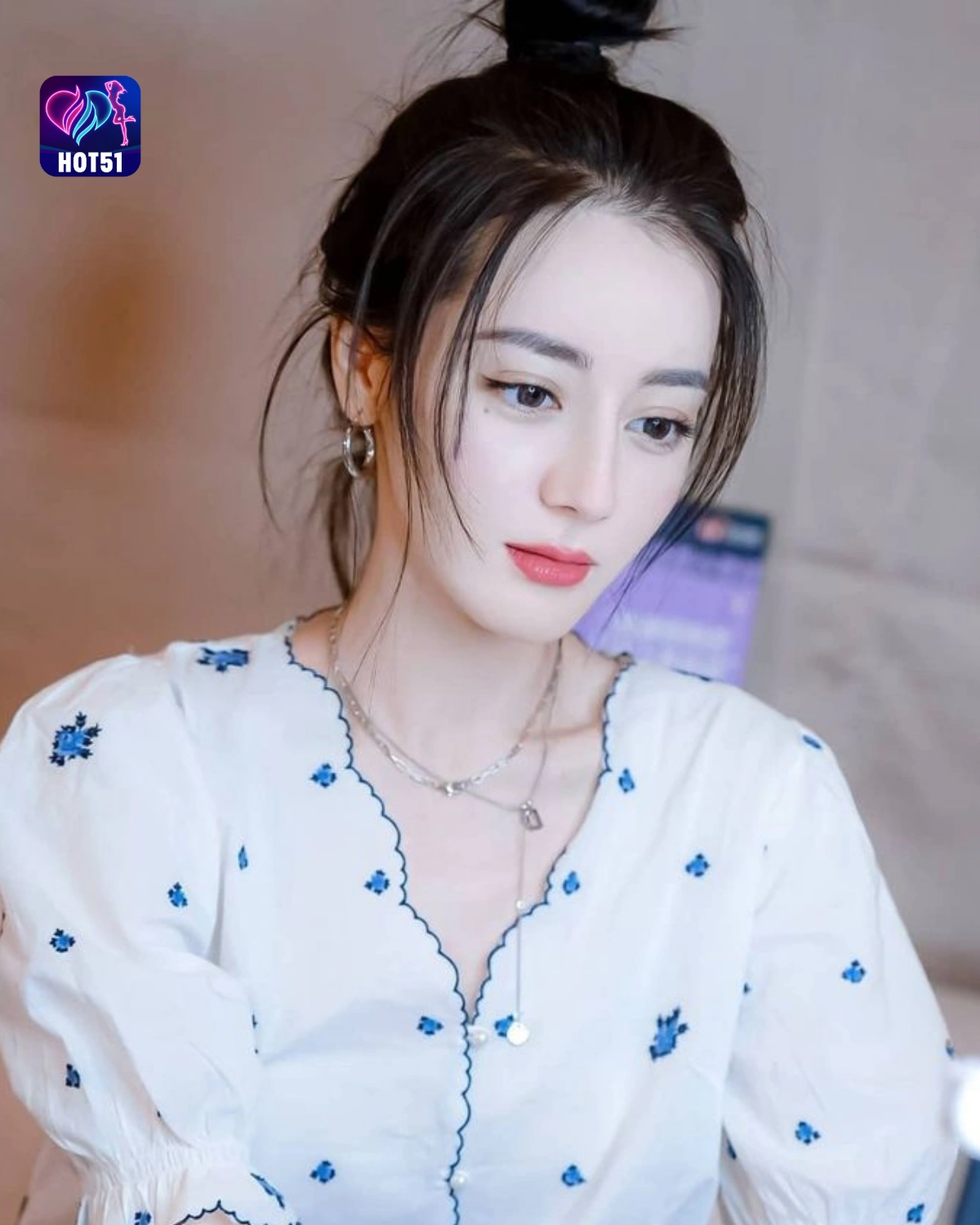 You are currently viewing Beautiful Stunning Dilraba Dilmurat Photos on HOT51 Platform