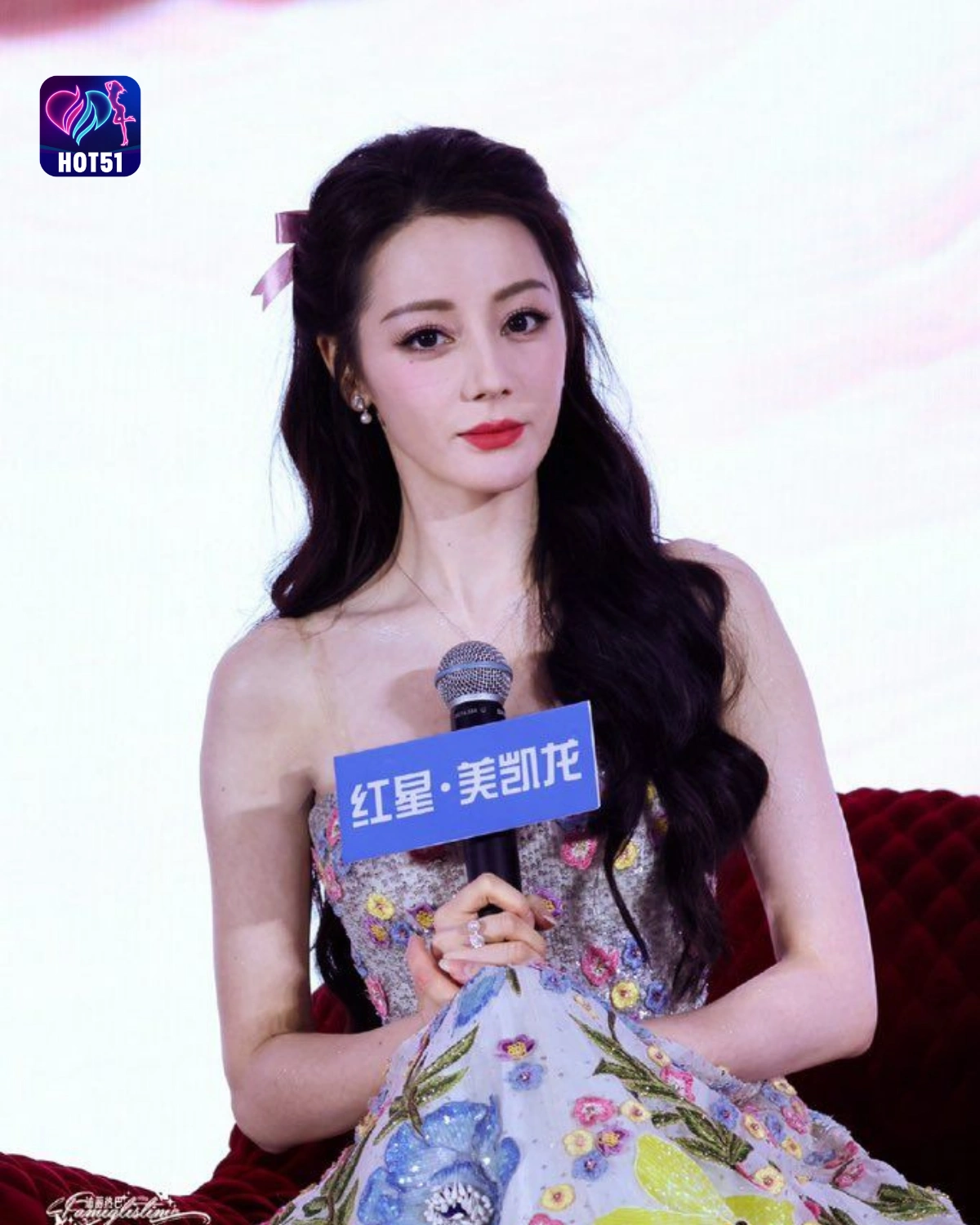 You are currently viewing Beautiful Stunning Dilraba Dilmurat Photos on HOT51 Platform