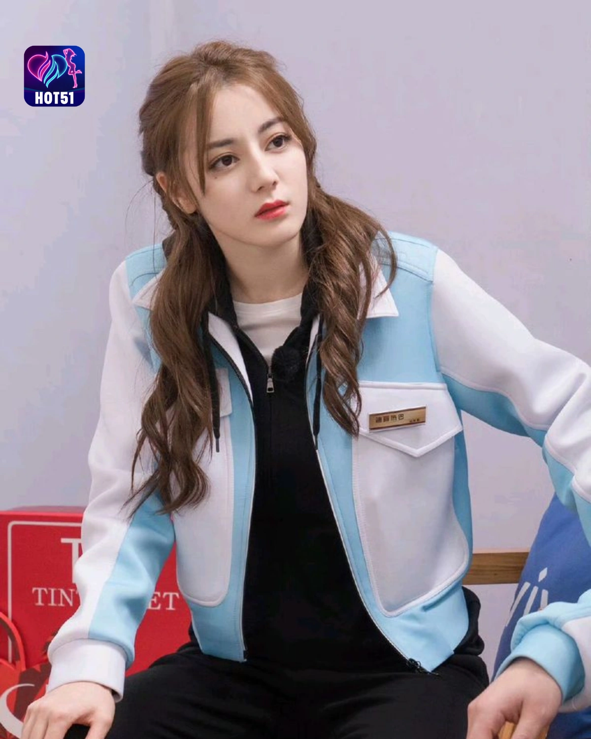 You are currently viewing Beautiful Stunning Dilraba Dilmurat Photos on HOT51 Platform