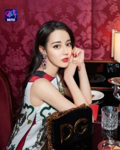 Read more about the article Beautiful Stunning Dilraba Dilmurat Photos on HOT51 Platform