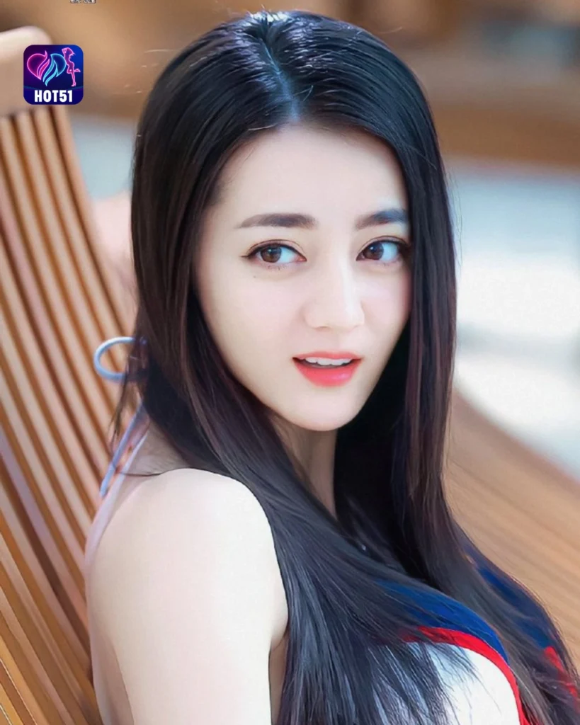 Beautiful Dilraba Dilmurat Photos on HOT51 Platform