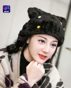 Read more about the article Beautiful Stunning Dilraba Dilmurat Photos on HOT51 Platform