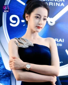 Read more about the article Beautiful Stunning Dilraba Dilmurat Photos on HOT51 Platform