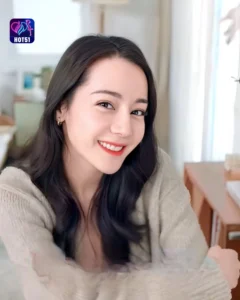 Read more about the article Beautiful Dilraba Dilmurat Photos on HOT51 Platform