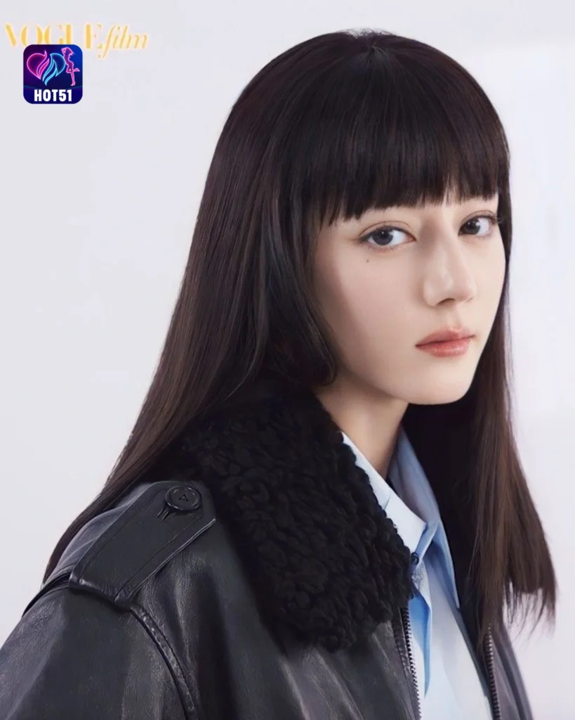  Beautiful Dilraba Dilmurat Photos on HOT51 Platform
