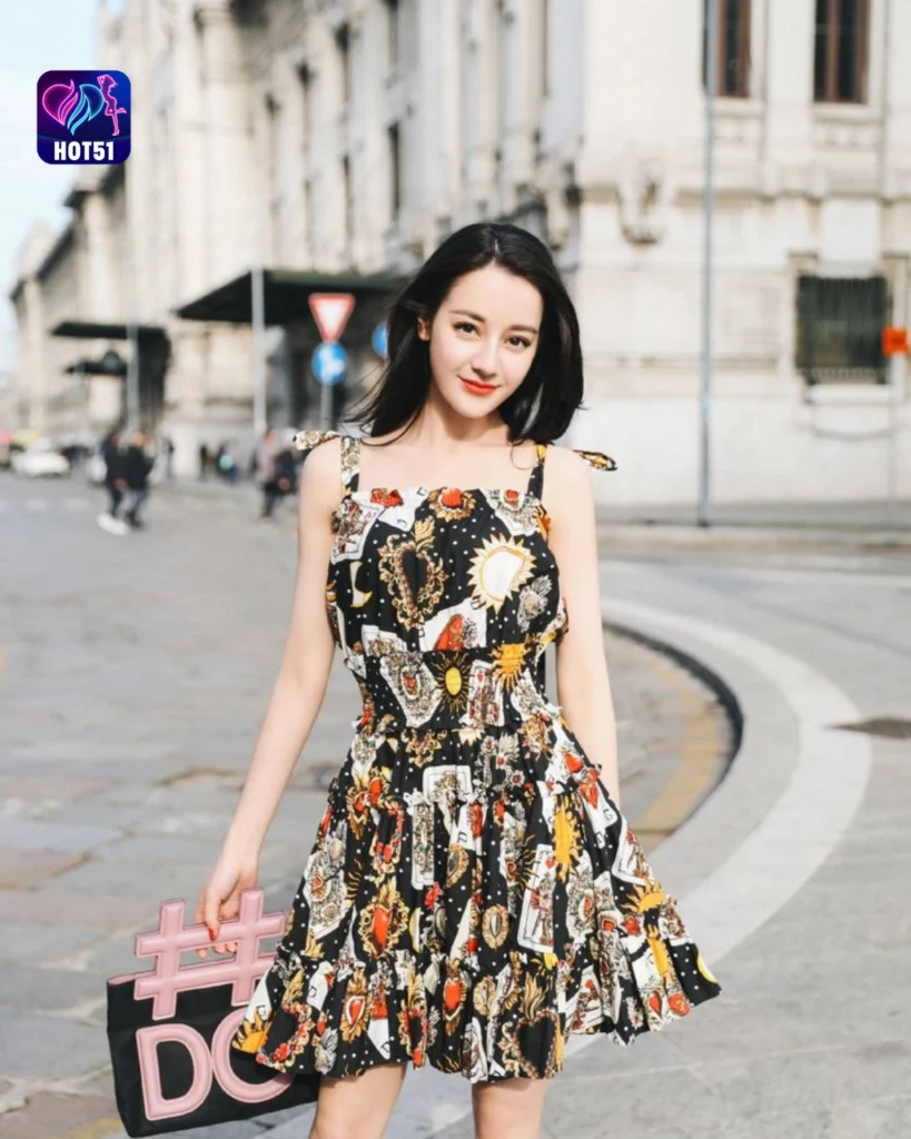 Beautiful Dilraba Dilmurat Photos on HOT51 Platform