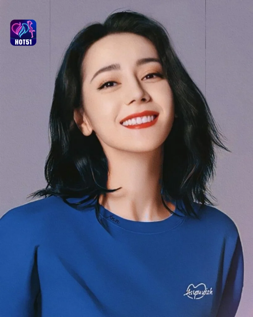  Beautiful Dilraba Dilmurat Photos on HOT51 Platform