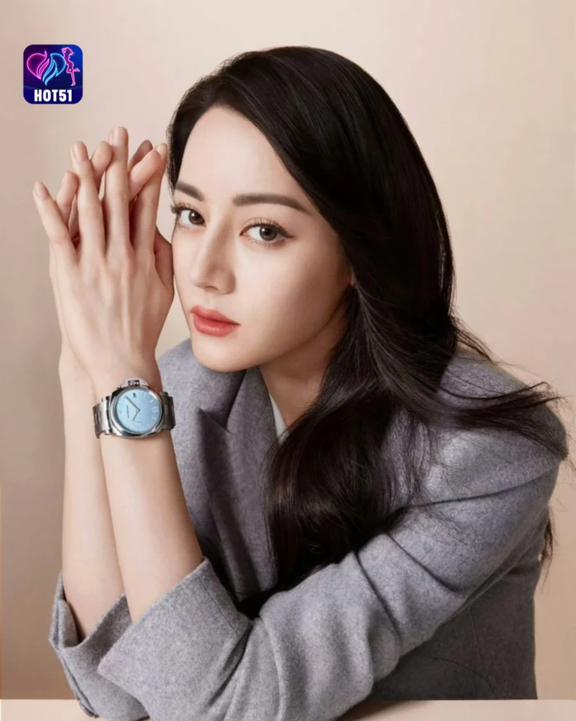 Beautiful Dilraba Dilmurat Photos on HOT51 Platform