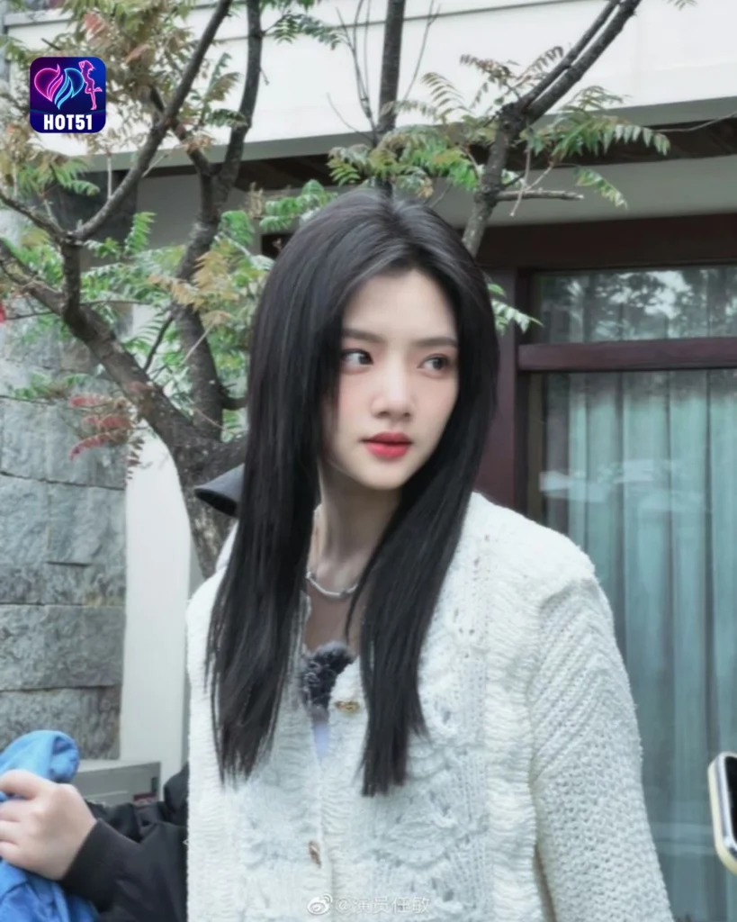  Beautiful Ren Min Photos on HOT51 Platform