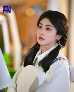 Read more about the article Beautiful Stunning Bai Lu Photos on HOT51 Platform