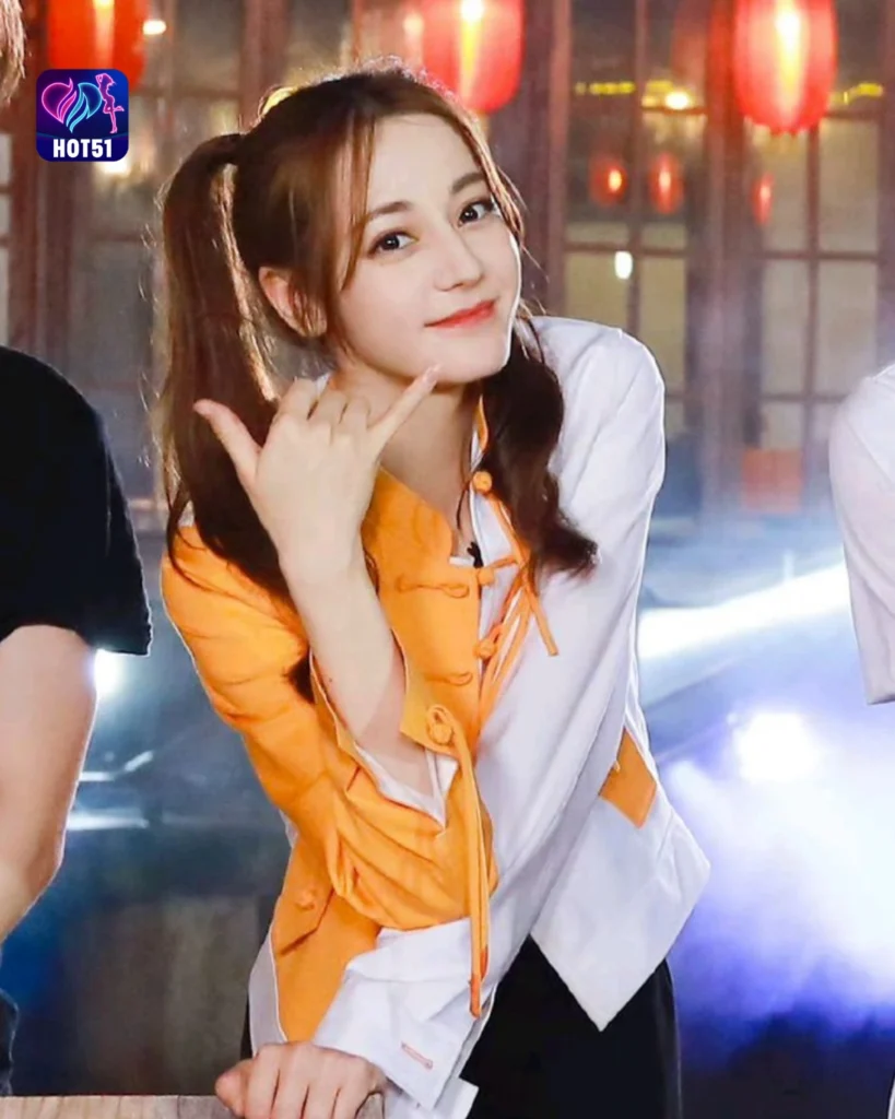  Beautiful Stunning Dilraba Dilmurat di Platform HOT51 