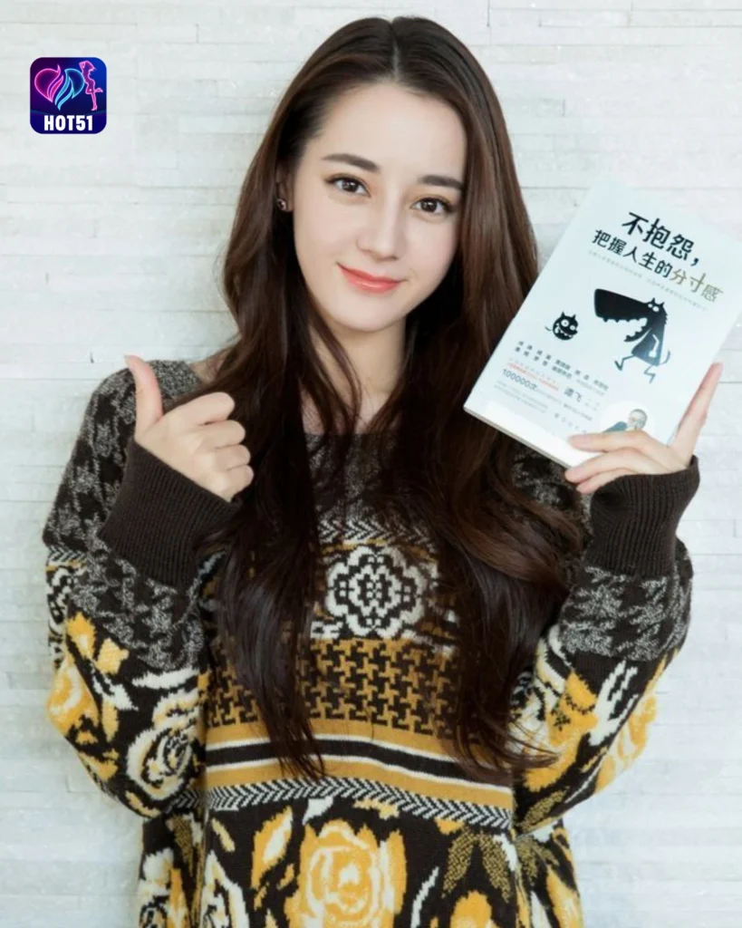  Beautiful Stunning Dilraba Dilmurat di Platform HOT51 