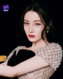 Read more about the article Beautiful Stunning Foto  Dilraba Dilmurat di Platform HOT51