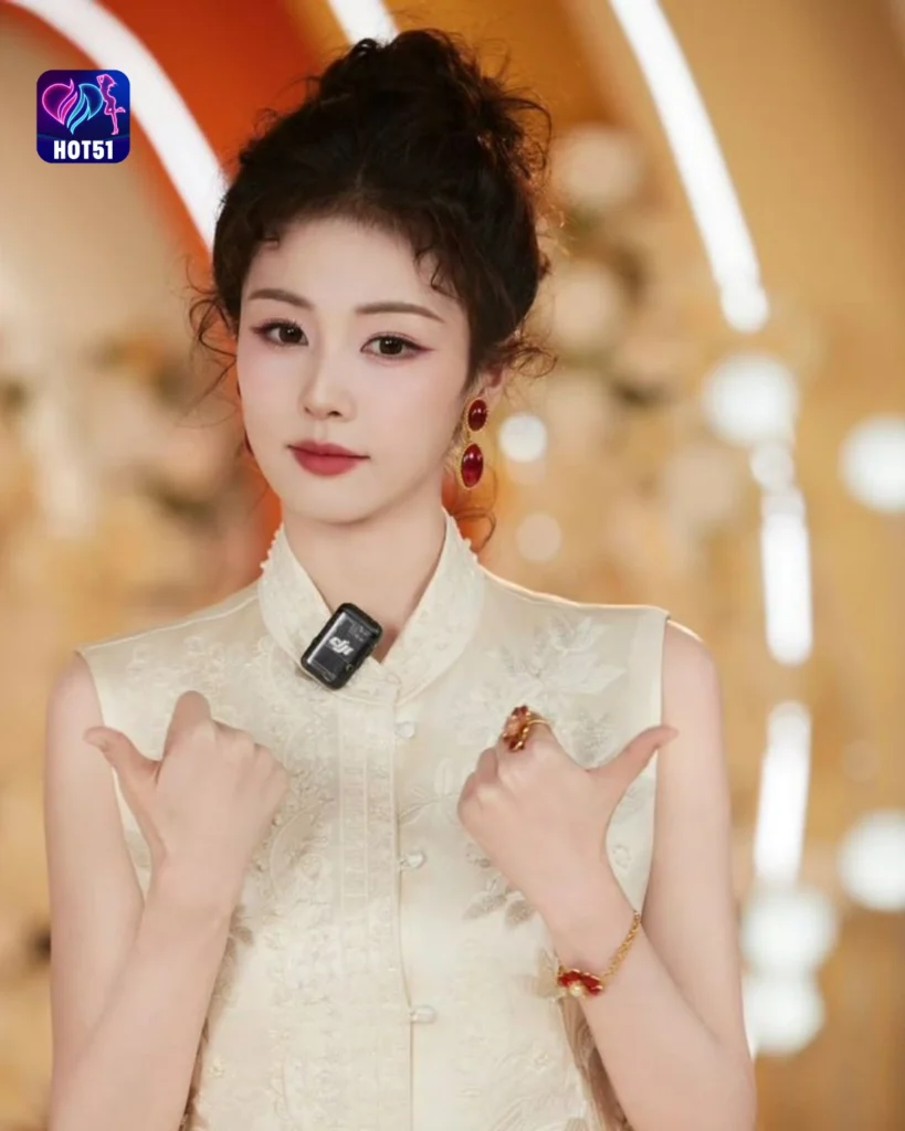 Beautiful Stunning Gambar Cantik Bai Lu di Platform HOT51 
