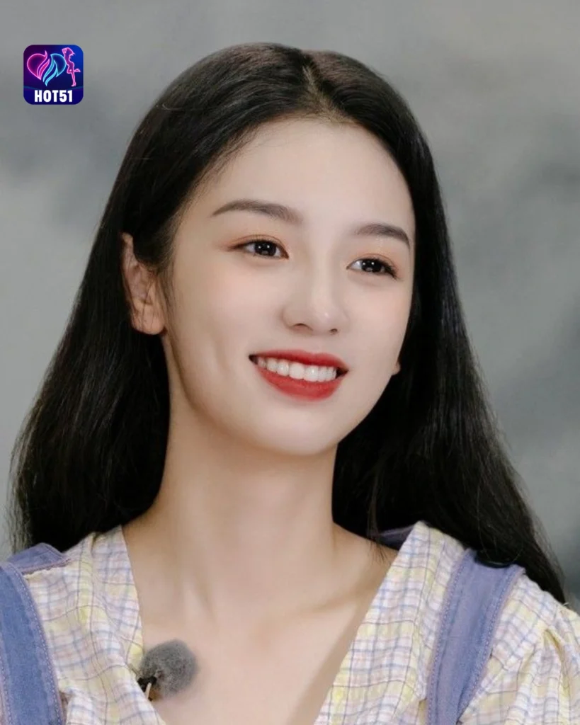 Beautiful Stunning Gambar Cantik Zhou Ye di Platform HOT51