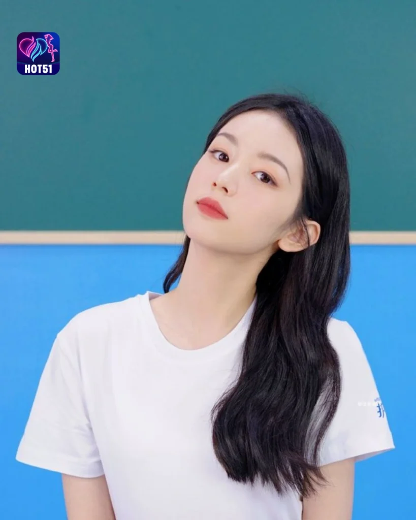 Beautiful Stunning Gambar Cantik Zhou Ye di Platform HOT51