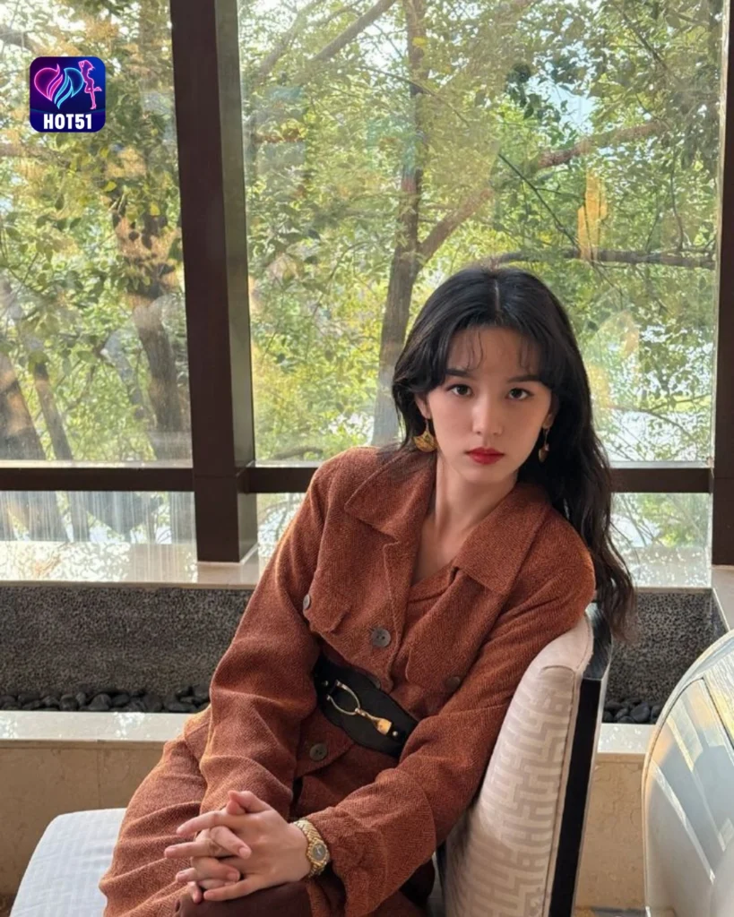   Beautiful Stunning Gambar Cantik Zhou Ye di Platform HOT51
