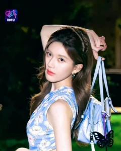 Read more about the article Beautiful Stunning Zhao Lusi Photos on HOT51 Platform