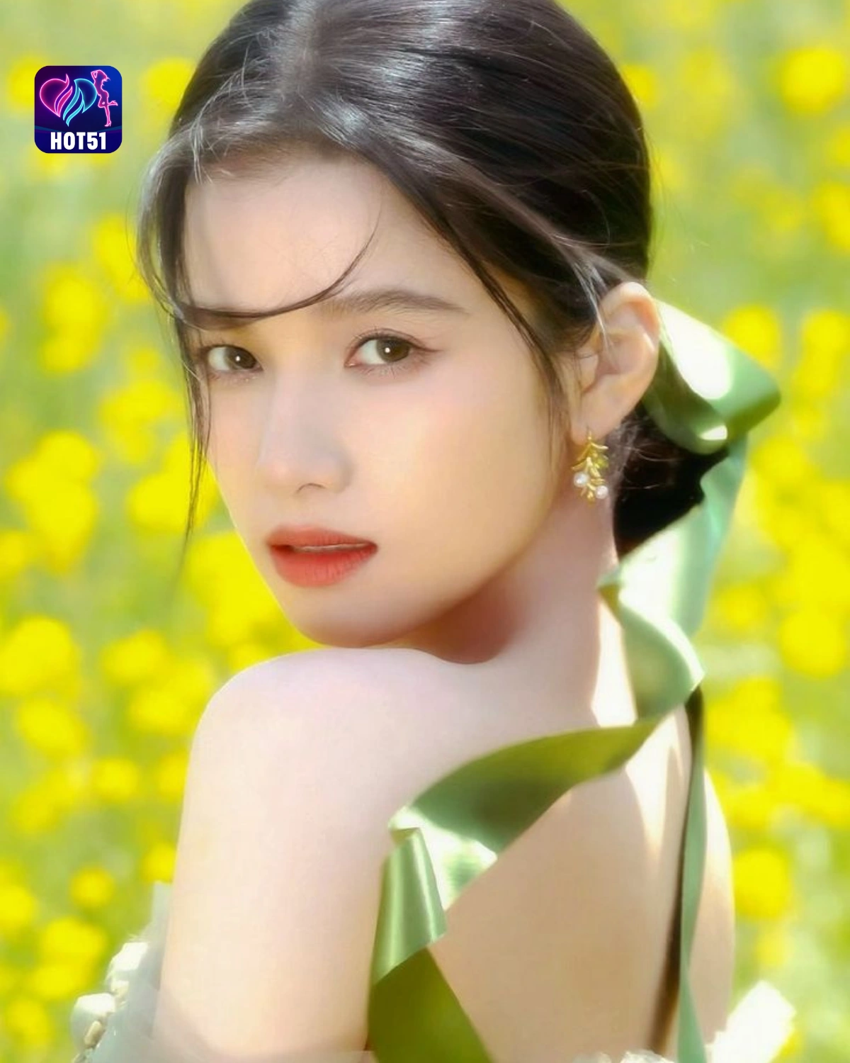 You are currently viewing Beautiful Stunning Zhang Jingyi Photos on HOT51 Platform
