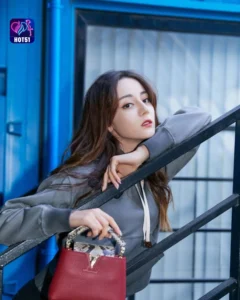 Read more about the article Beautiful Stunning Dilraba Dilmurat Gorgeous Photos on HOT51 Platform