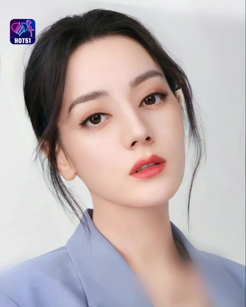  Dilraba Dilmurat’s Stunning Photos on HOT51 Platform 
