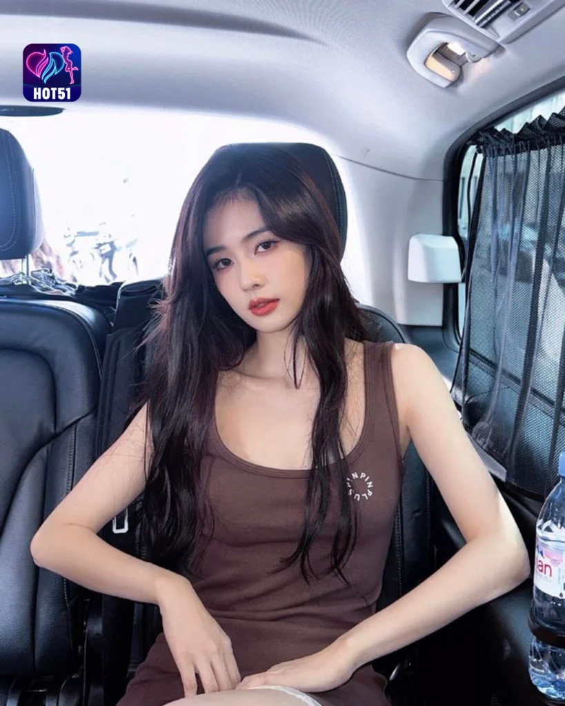 Foto Cantik Bai Lu di Platform HOT51