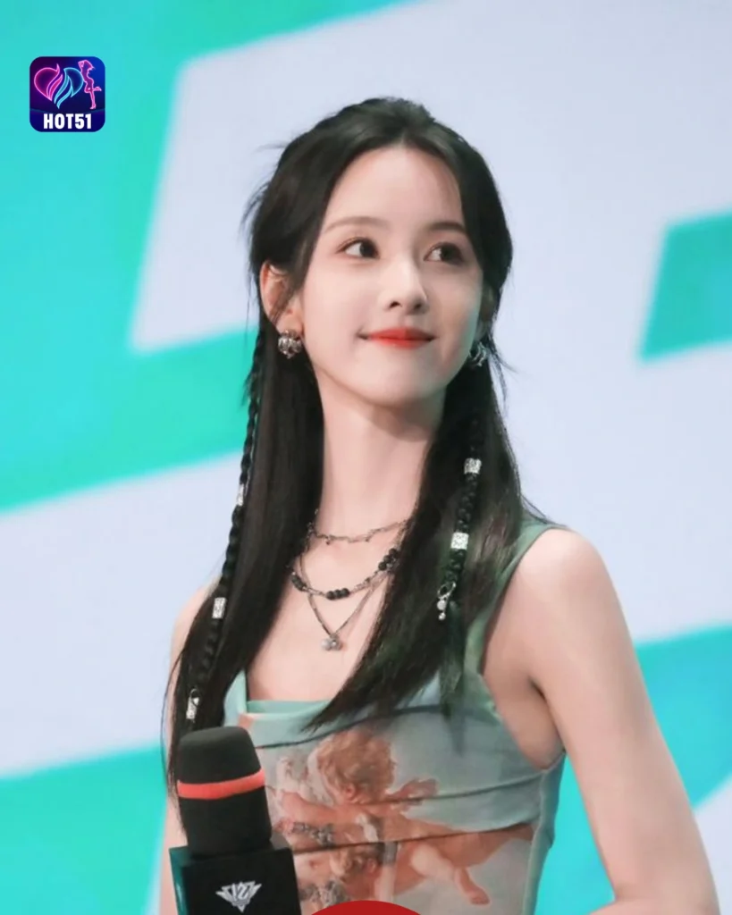  Foto Cantik Chen Duling di Platform HOT51 