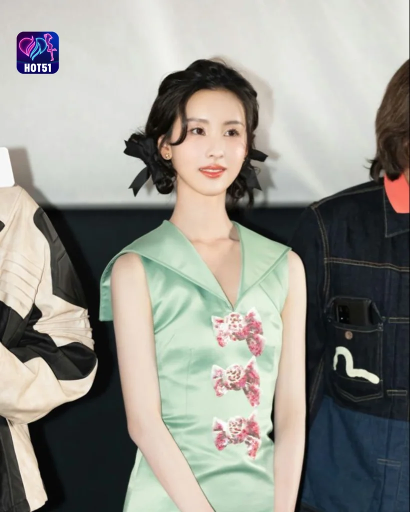  Foto Cantik Chen Duling di Platform HOT51 
