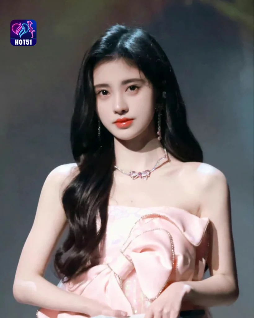  Foto Cantik Ju Jingyi Di Platform HOT51