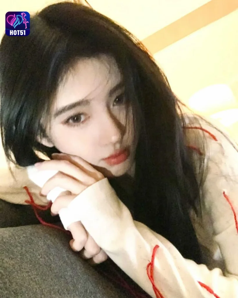  Foto Cantik Ju Jingyi di Platform HOT51