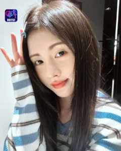 Read more about the article Beautiful Stunning Foto Ju Jingyi di Platform HOT51