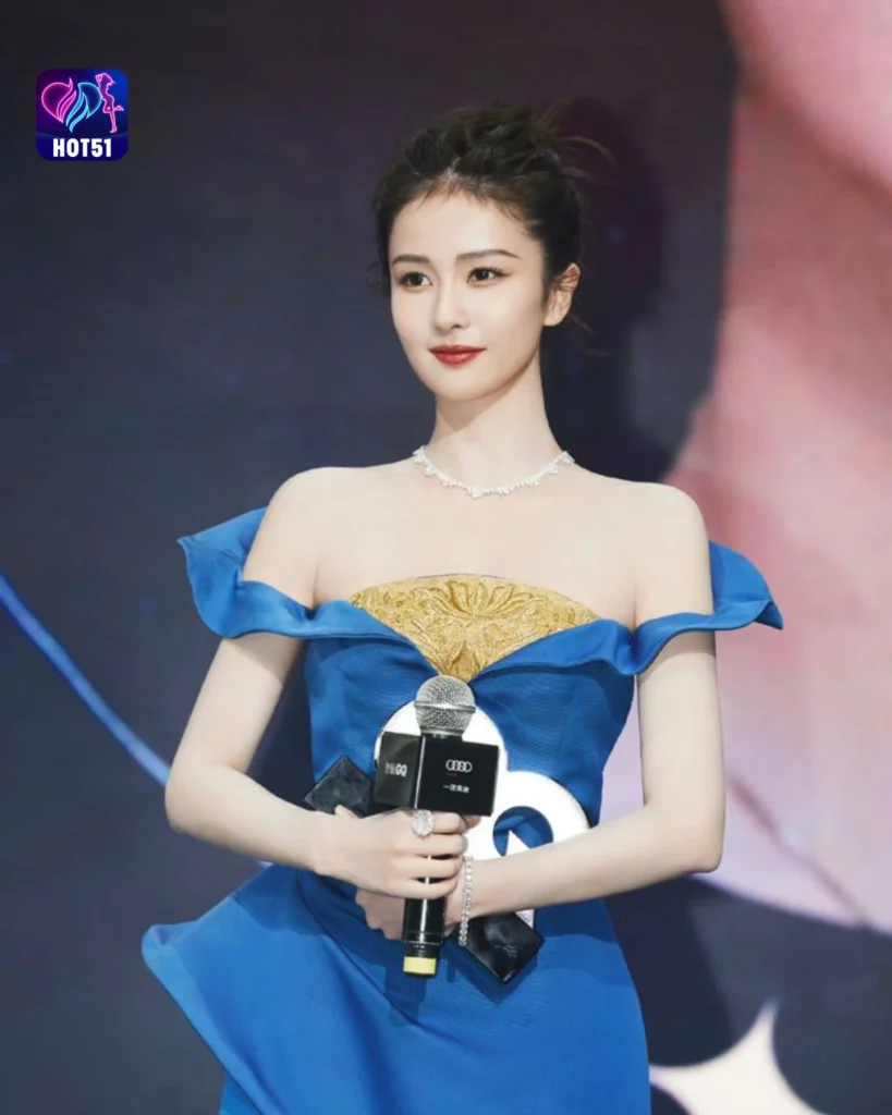 Gambar Cantik Bai Lu Di Platform HOT51 