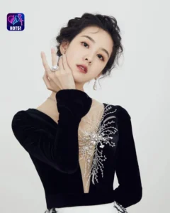 Read more about the article Beautiful Stunning Gambar Chen Duling di Platform HOT51