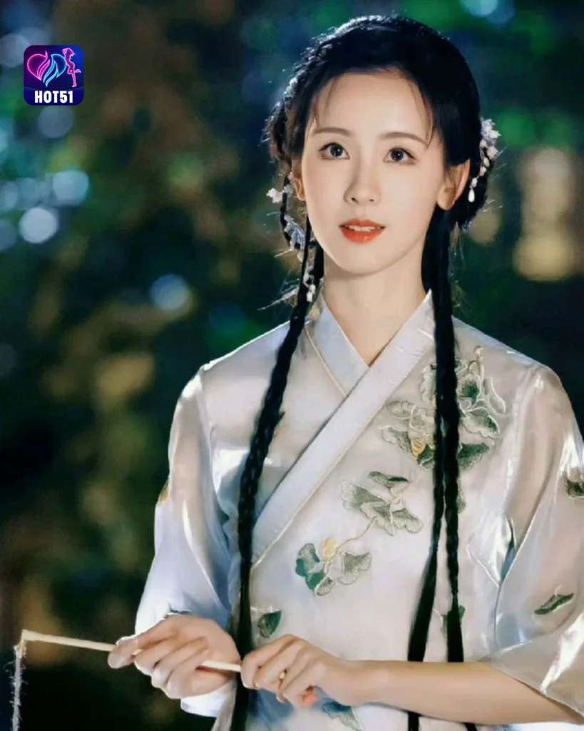 Gambar Cantik Chen Duling di Platform HOT51