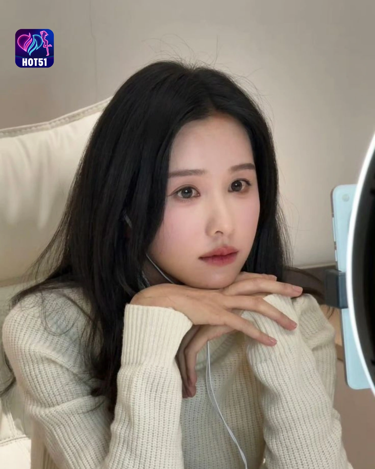 You are currently viewing Beautiful Stunning Gambar  Chen Duling di Platform HOT51