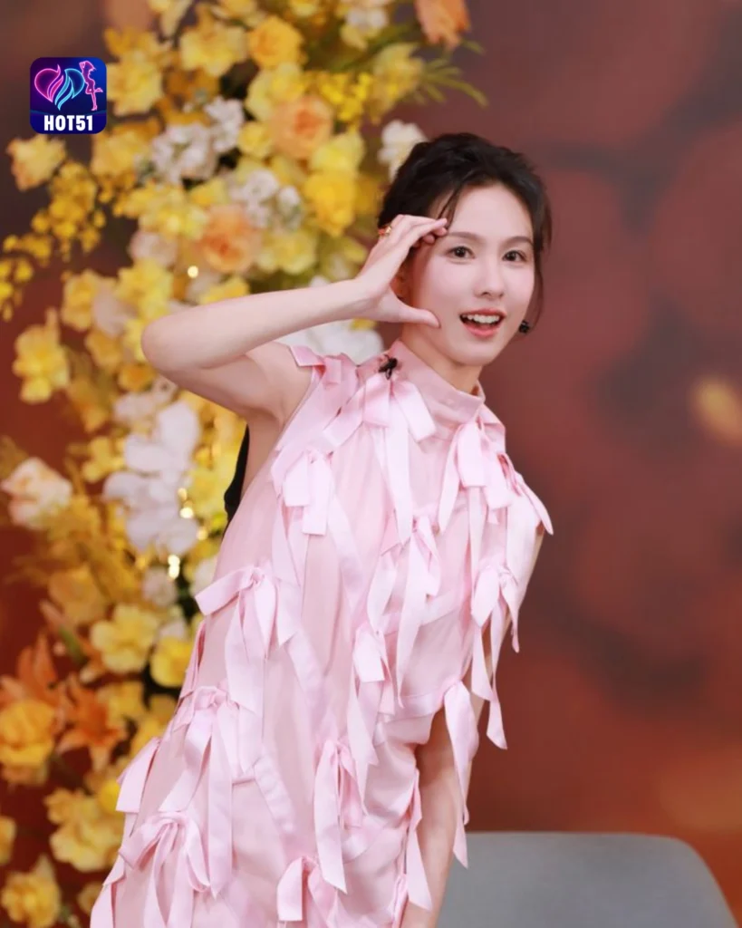  Gambar Cantik Chen Duling di Platform 