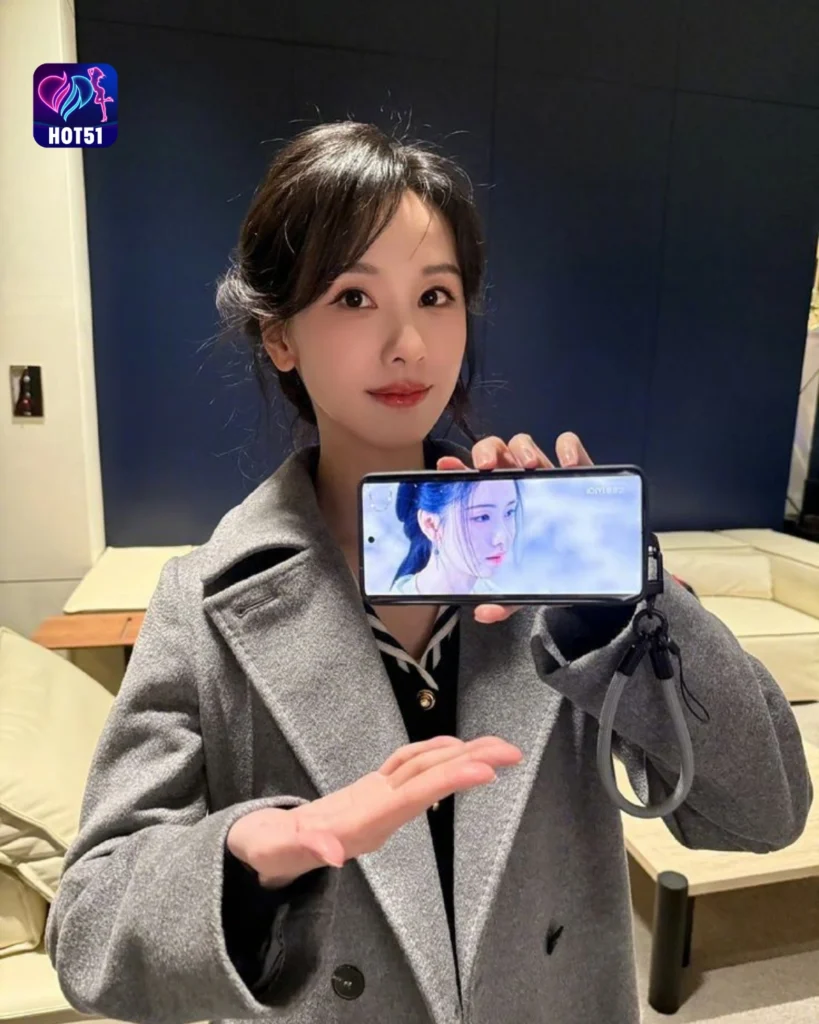 Gambar Cantik Chen Duling di Platform HOT51 