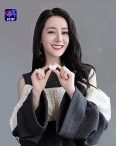 Read more about the article Beautiful Stunning Gambar  Dilraba Dilmurat di Platform HOT51