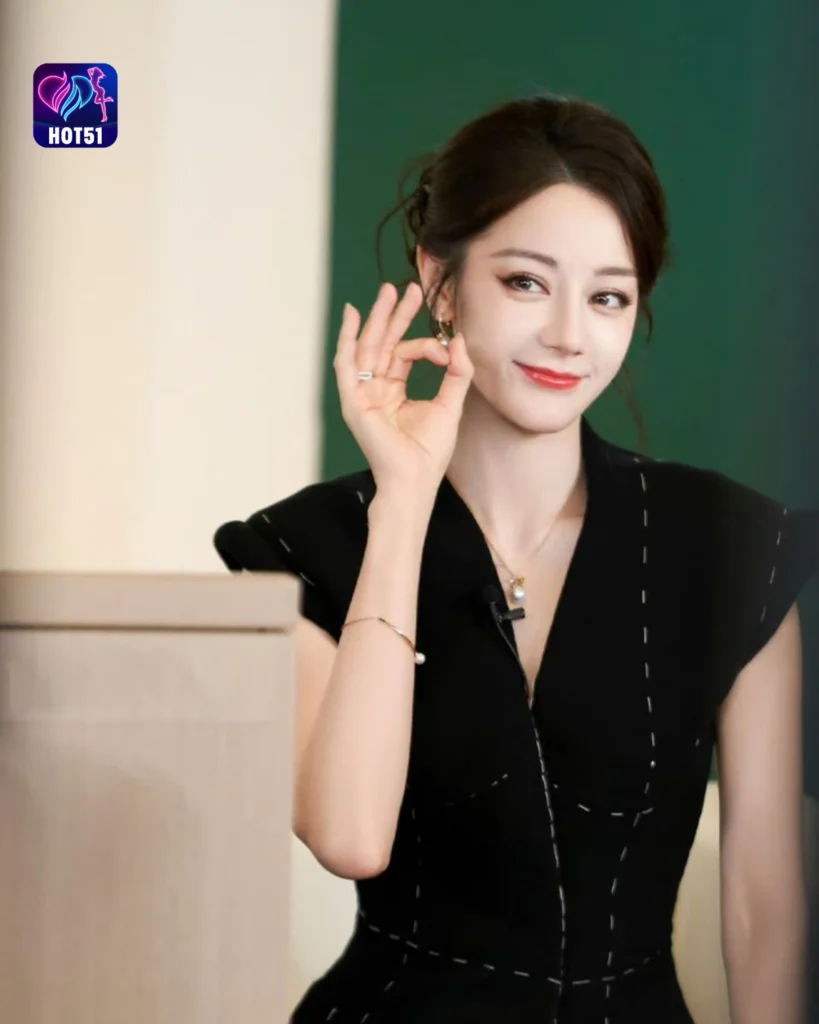  Gambar Cantik Dilraba Dilmurat di Platform HOT51