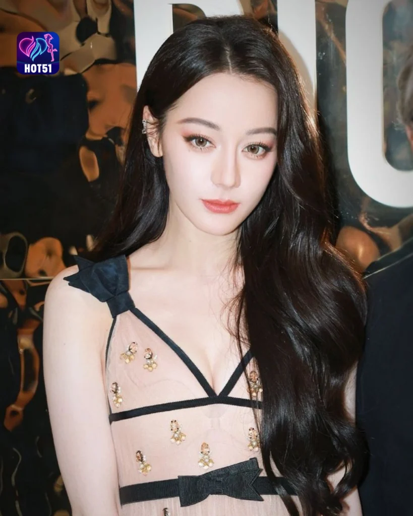  Gambar Cantik Dilraba Dilmurat di Platform HOT51