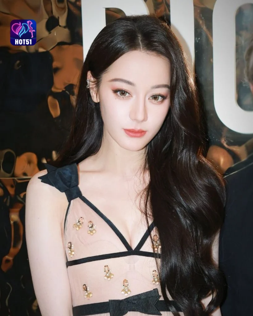  Gambar Cantik Dilraba Dilmurat di Platform HOT51
