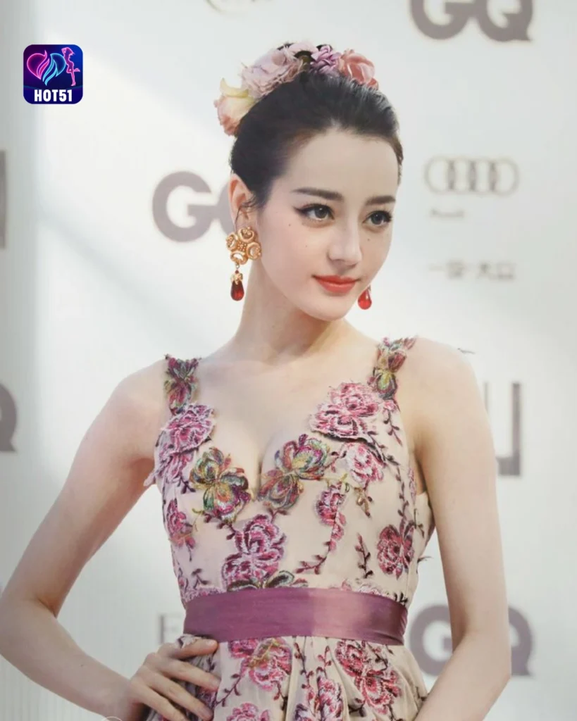  Gambar Cantik Dilraba Dilmurat di Platform HOT51