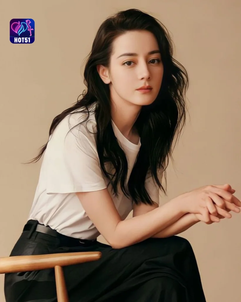 Gambar Cantik Dilraba Dilmurat di Platform HOT51