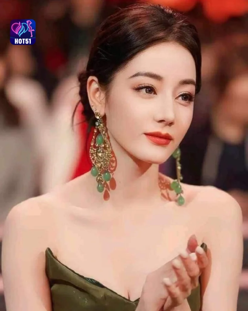  Gambar Cantik Dilraba Dilmurat di Platform HOT51